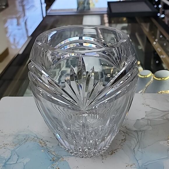 PERFECT Waterford Crystal Calais Pattern LARGE Vase - Picture 1 of 3